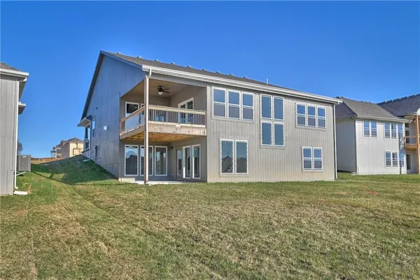 $774,950 | 23811 West 59th Terrace, Shawnee, KS 66226