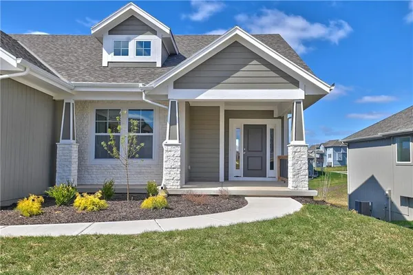 $774,950 | 23811 West 59th Terrace, Shawnee, KS 66226