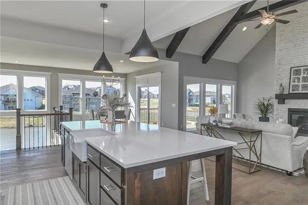 $774,950 | 23811 West 59th Terrace, Shawnee, KS 66226