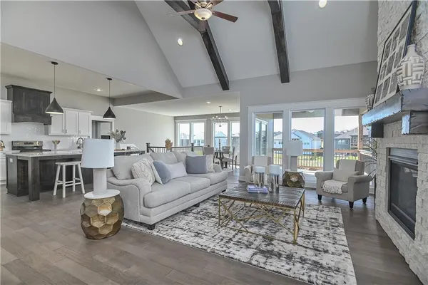 $774,950 | 23811 West 59th Terrace, Shawnee, KS 66226