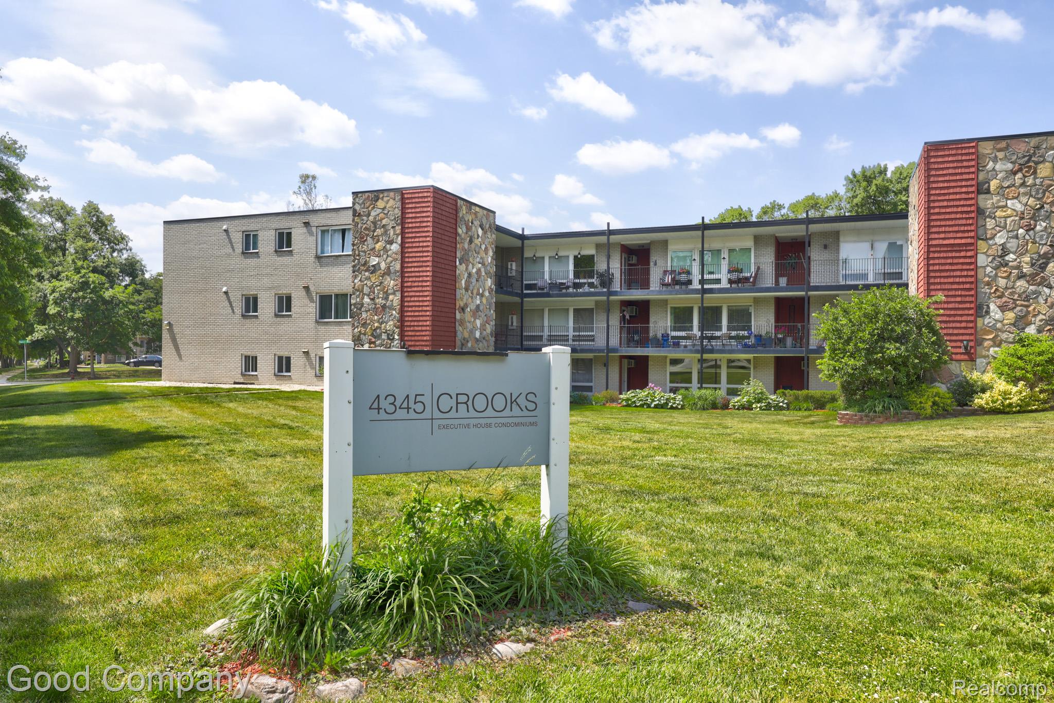 4345 Crooks Road, Unit 4 Royal Oak, MI 48073 - Photo 35 of 35 4345 Crooks Rd. #4-34.jpg