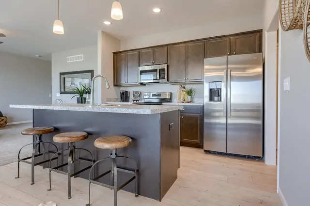 $380,442 | 121 Northwest Mulberry Court, Blue Springs, MO 64064