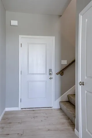 $380,442 | 121 Northwest Mulberry Court, Blue Springs, MO 64064