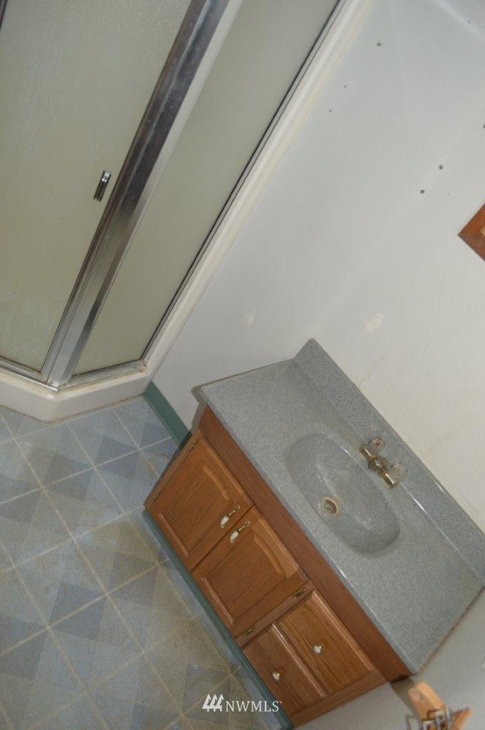 1611 Shahour Road Raymond, WA 98577 - Photo 15 of 25 Gallery Image 15