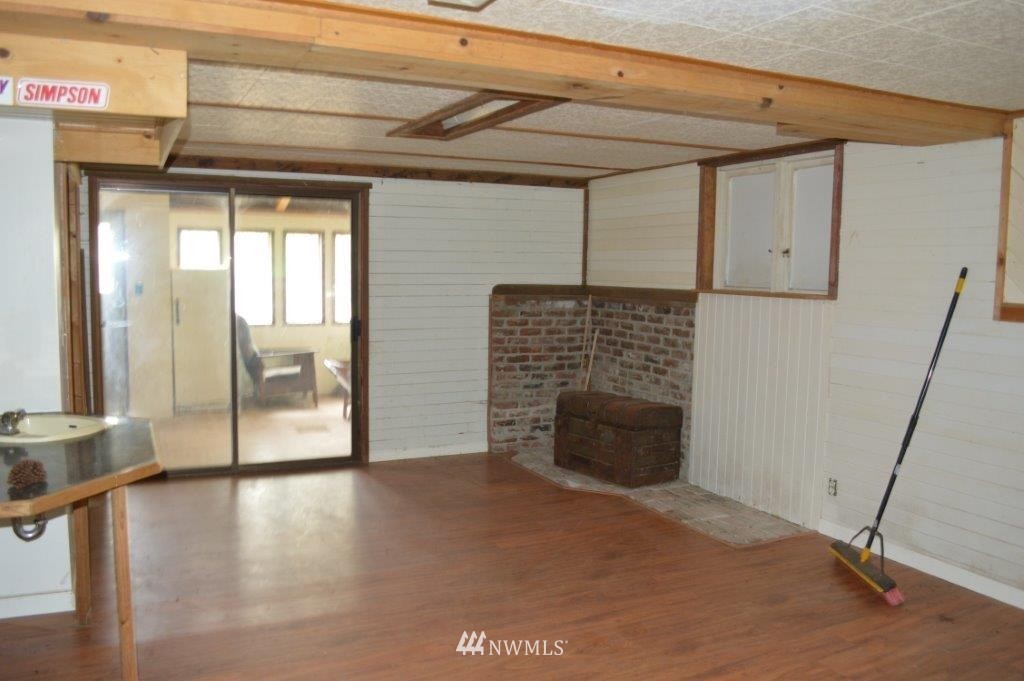1611 Shahour Road Raymond, WA 98577 - Photo 8 of 25 Gallery Image 8