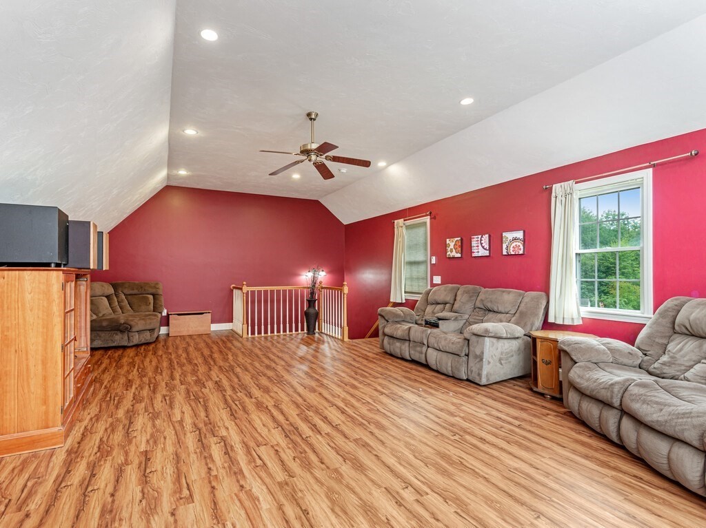 7 Cameron Drive Rutland, MA 01543 - Photo 14 of 29
