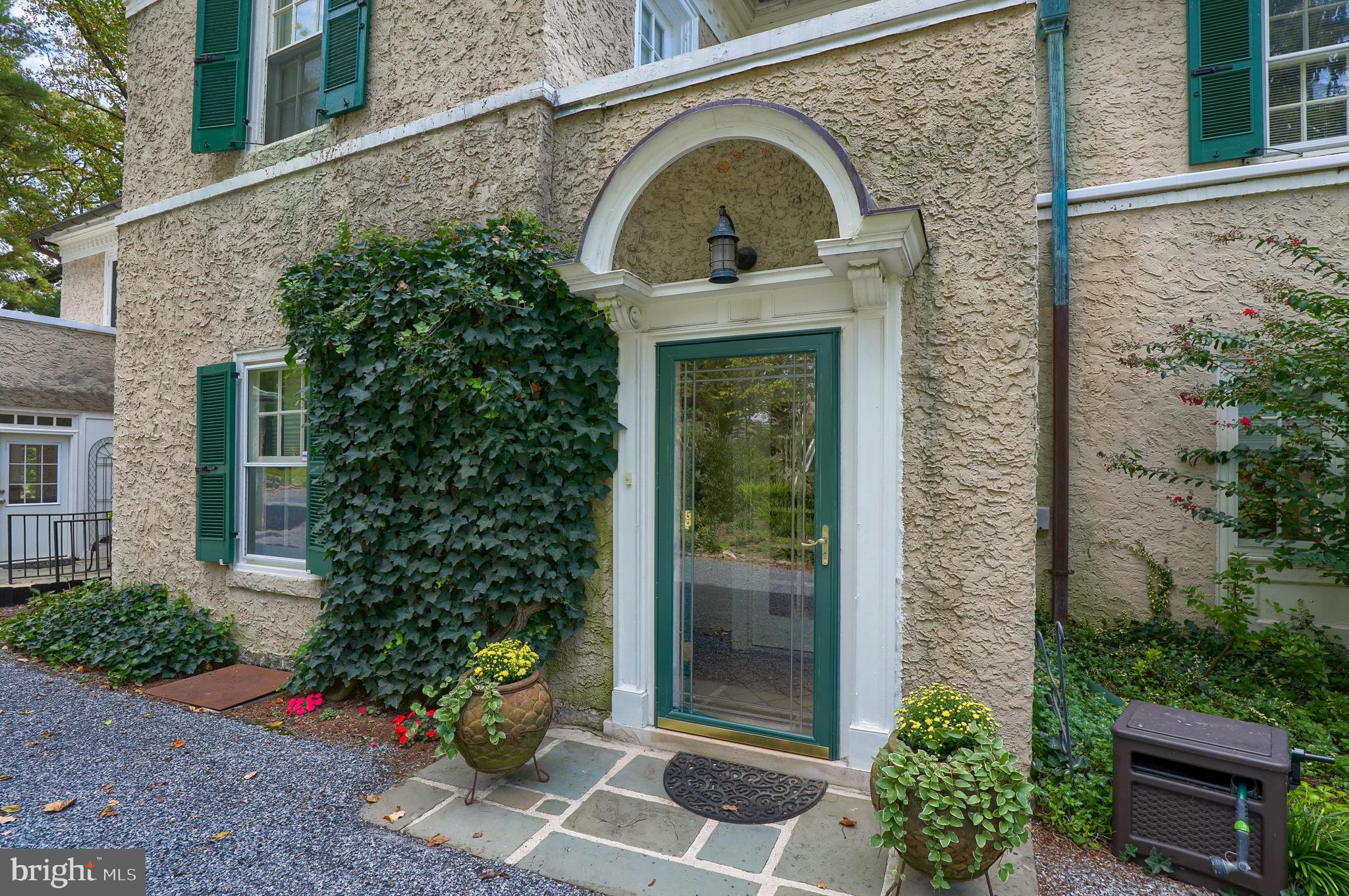 307 Oak Grove Road Reading, PA 19601 - Photo 25 of 80 Front Entrance