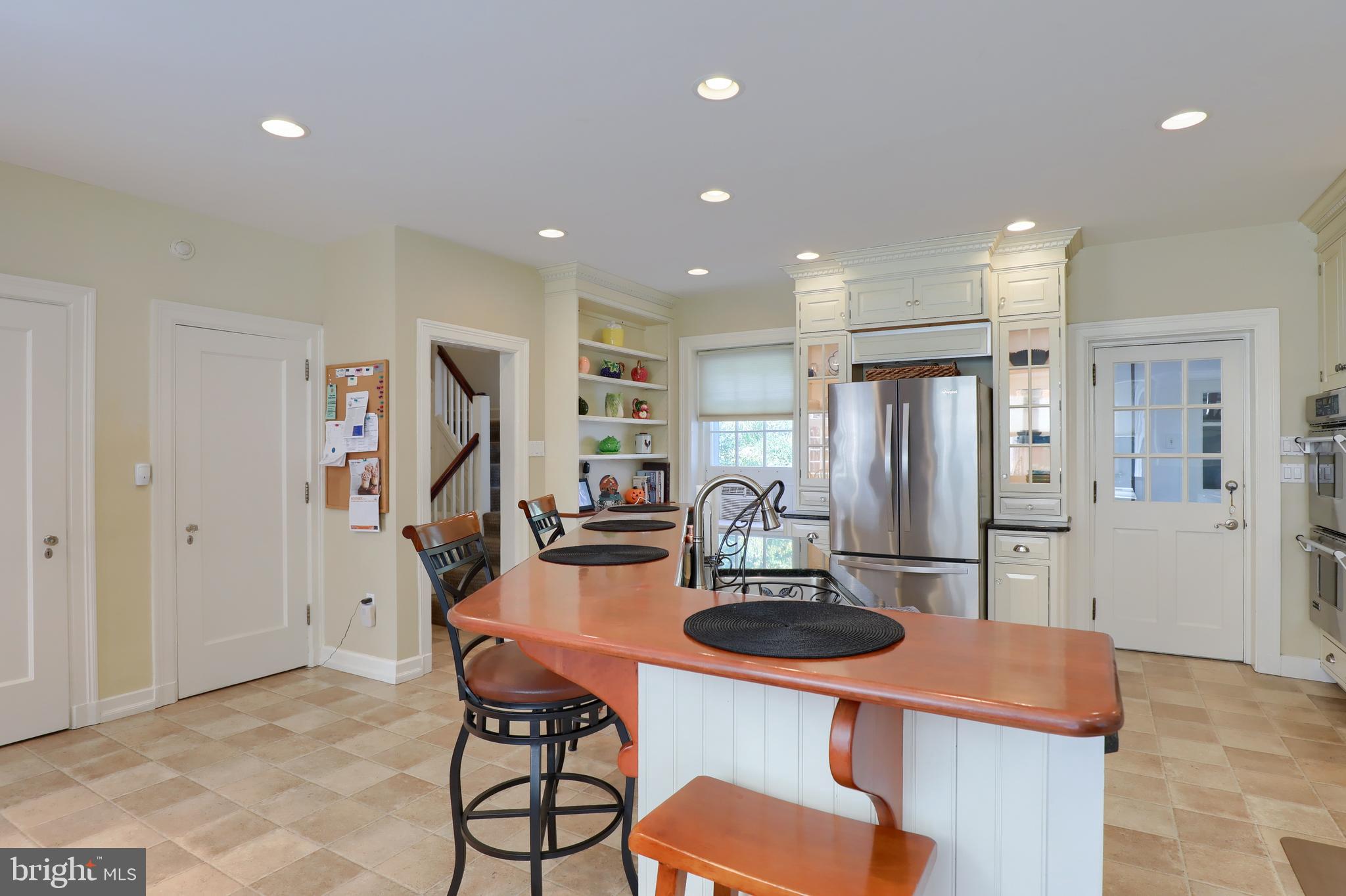 307 Oak Grove Road Reading, PA 19601 - Photo 49 of 80 Kitchen