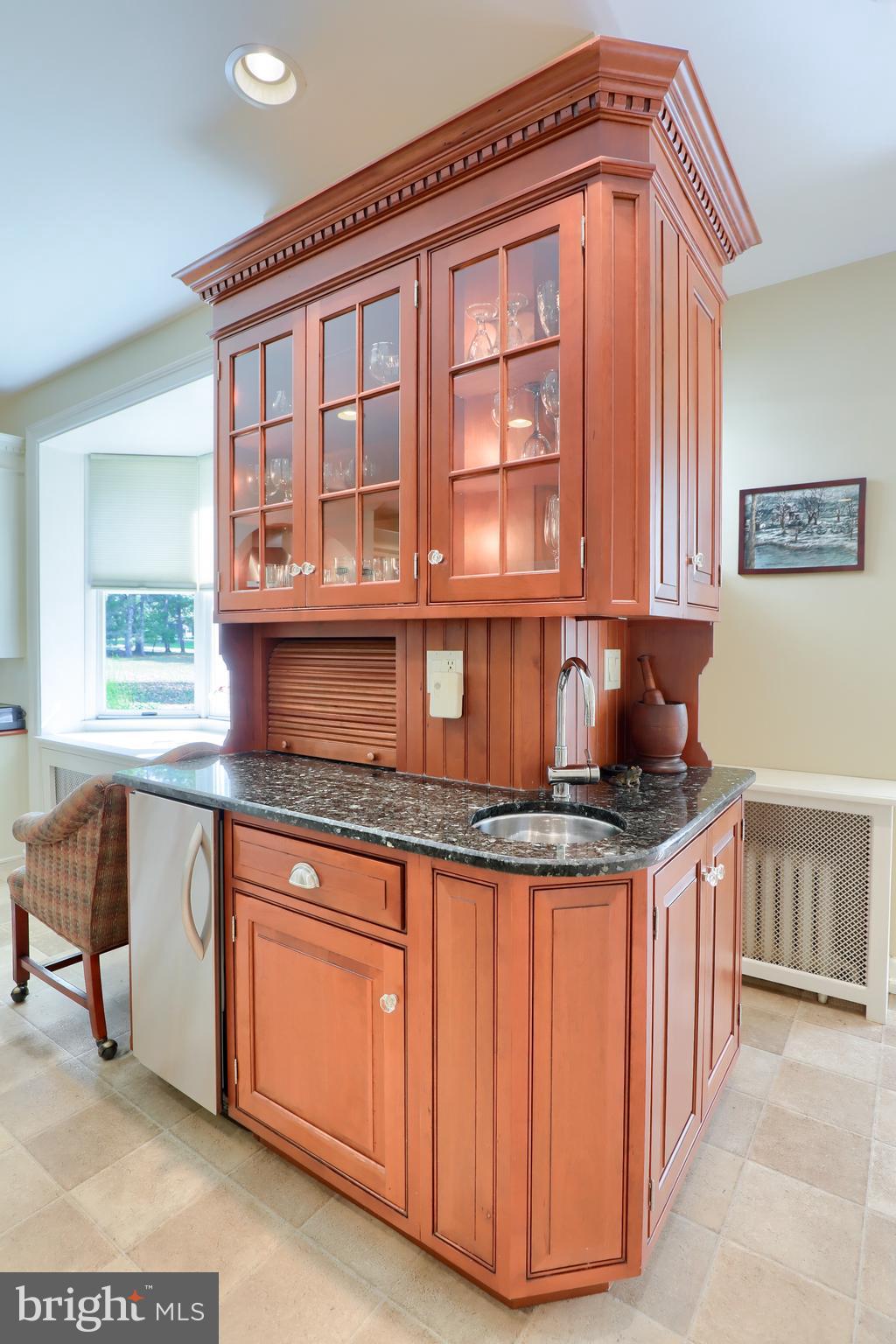307 Oak Grove Road Reading, PA 19601 - Photo 53 of 80 Kitchen