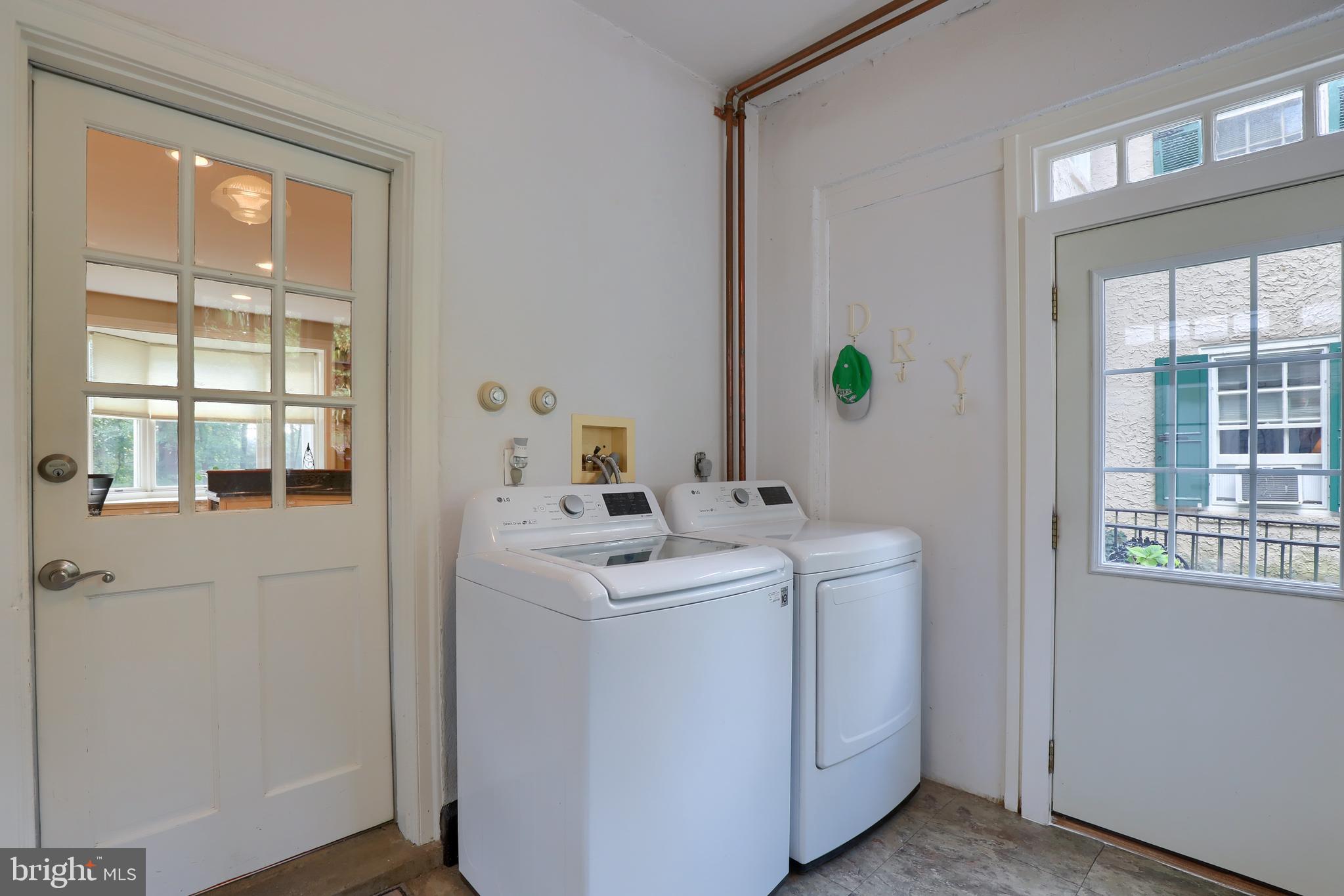 307 Oak Grove Road Reading, PA 19601 - Photo 55 of 80 Laundry