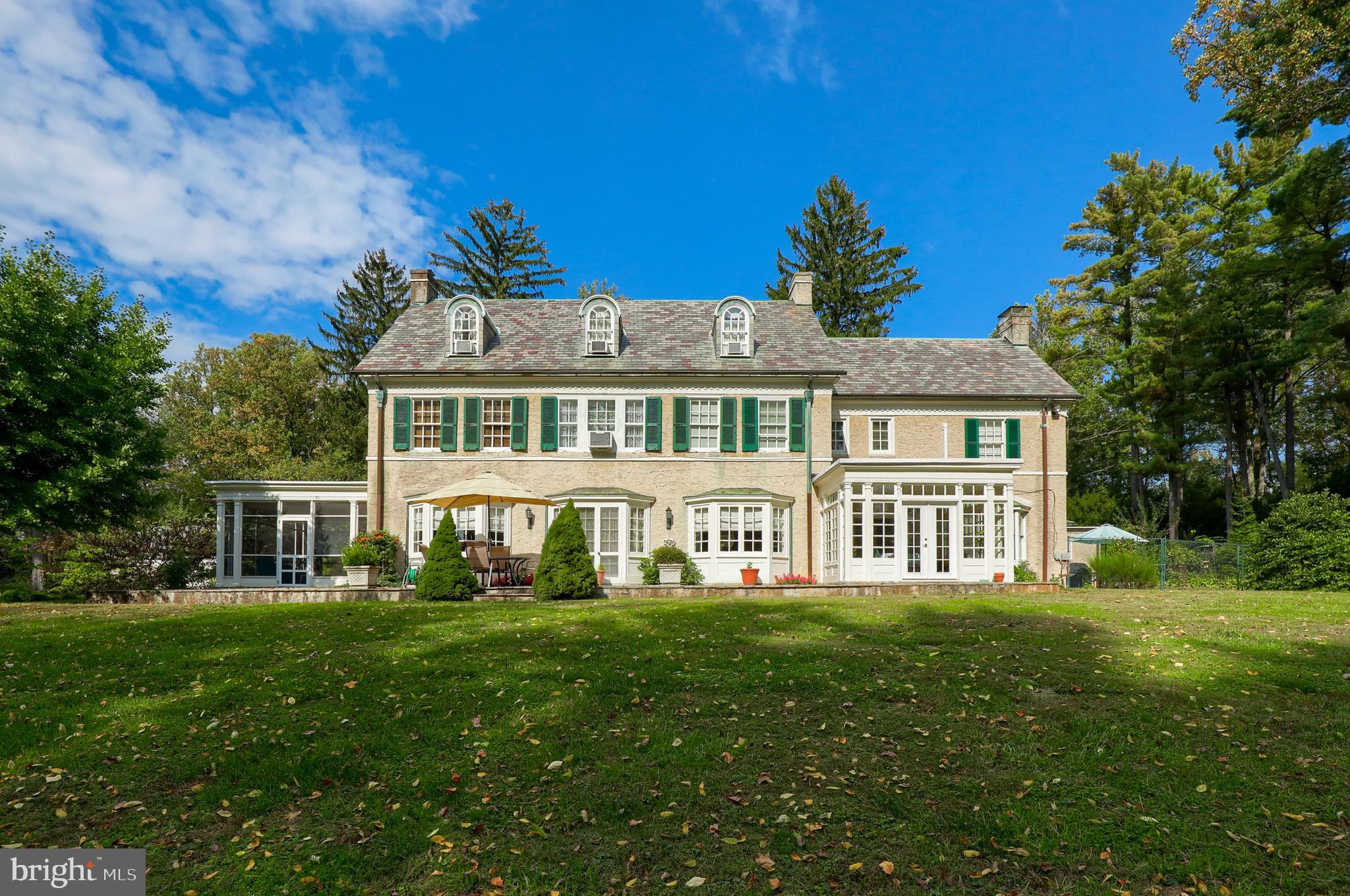 307 Oak Grove Road Reading, PA 19601 - Photo 6 of 80 Gallery Image 6