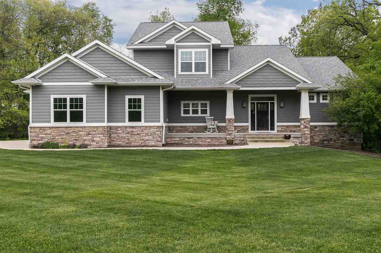 1670 Maple Street Robins, IA 52328 - Photo 5 of 50 Gallery Image 5