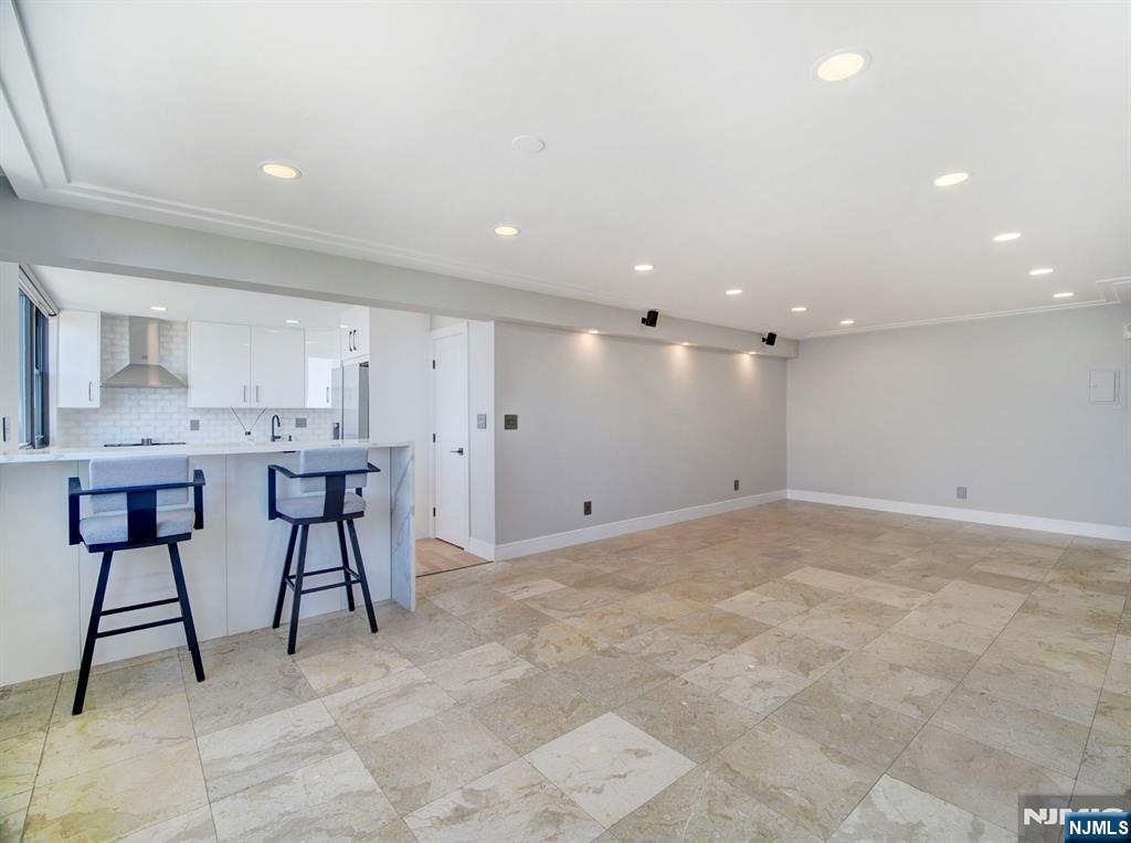 250 Gorge Road, Unit 29L Cliffside Park, NJ 07010 - Photo 5 of 31 Gallery Image 5