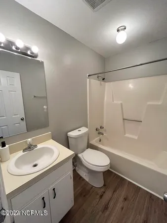 $1,075 | 158 Corey Circle, Jacksonville, NC 28546