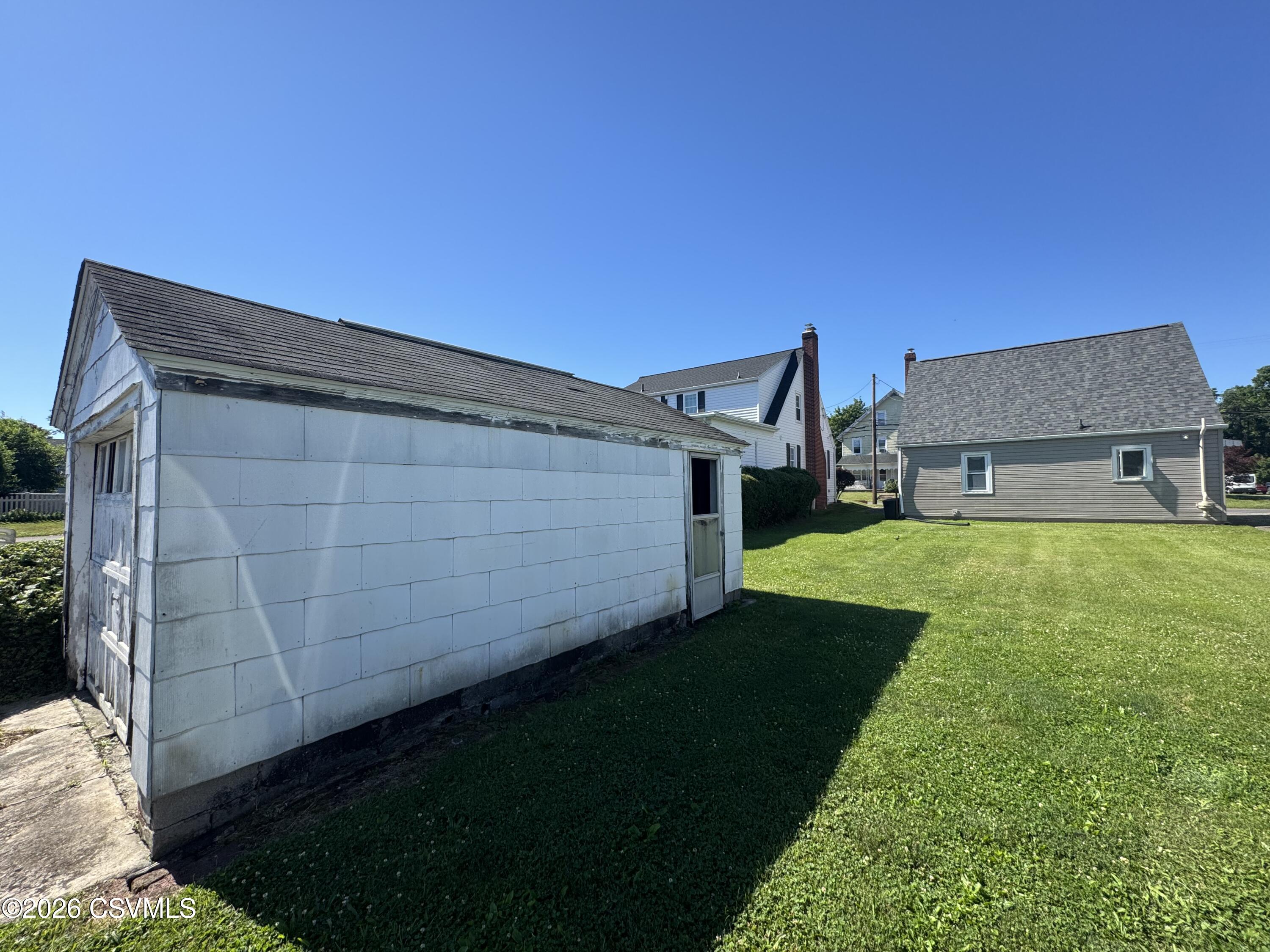 205 Martzville Road Berwick, PA 18603 - Photo 7 of 28