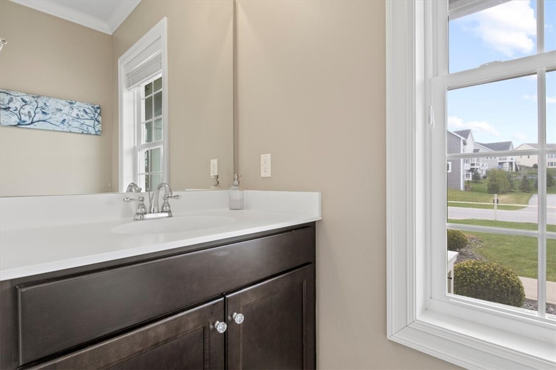 8 Escena Rise Pittsford, NY 14534 - Photo 19 of 43