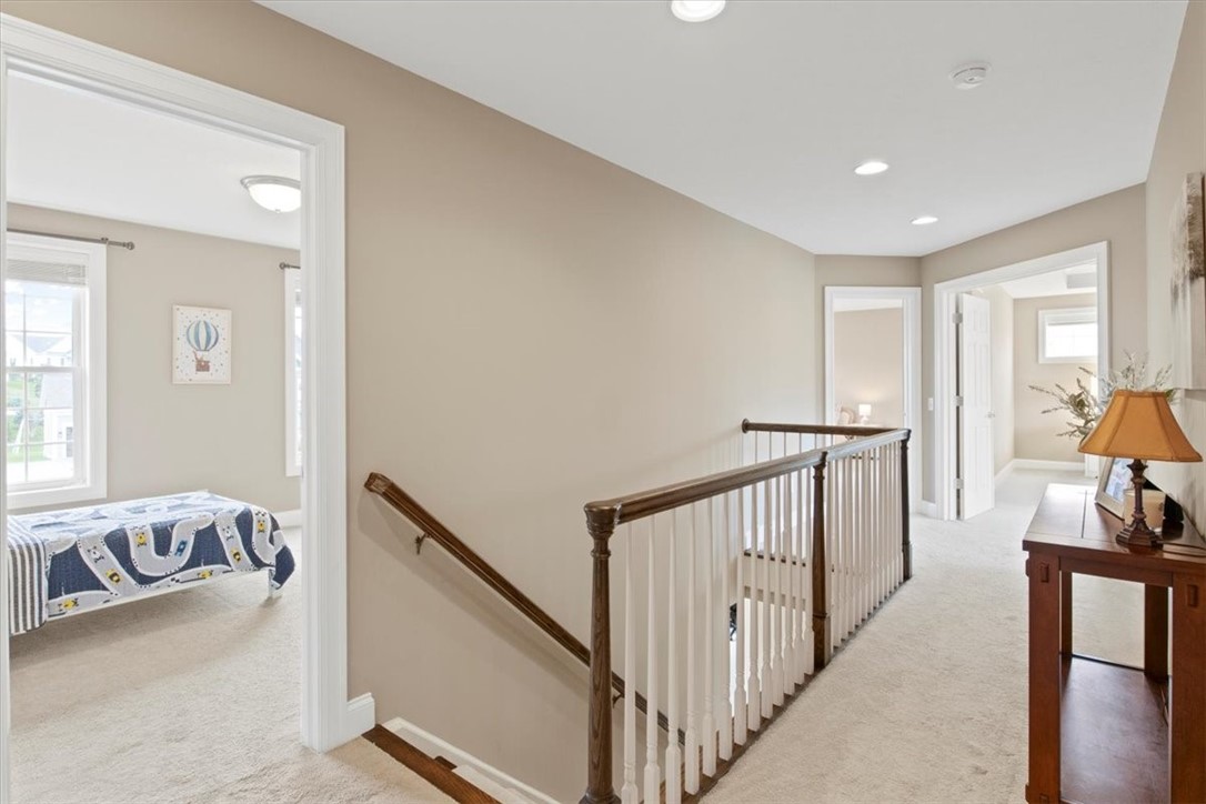 8 Escena Rise Pittsford, NY 14534 - Photo 20 of 43