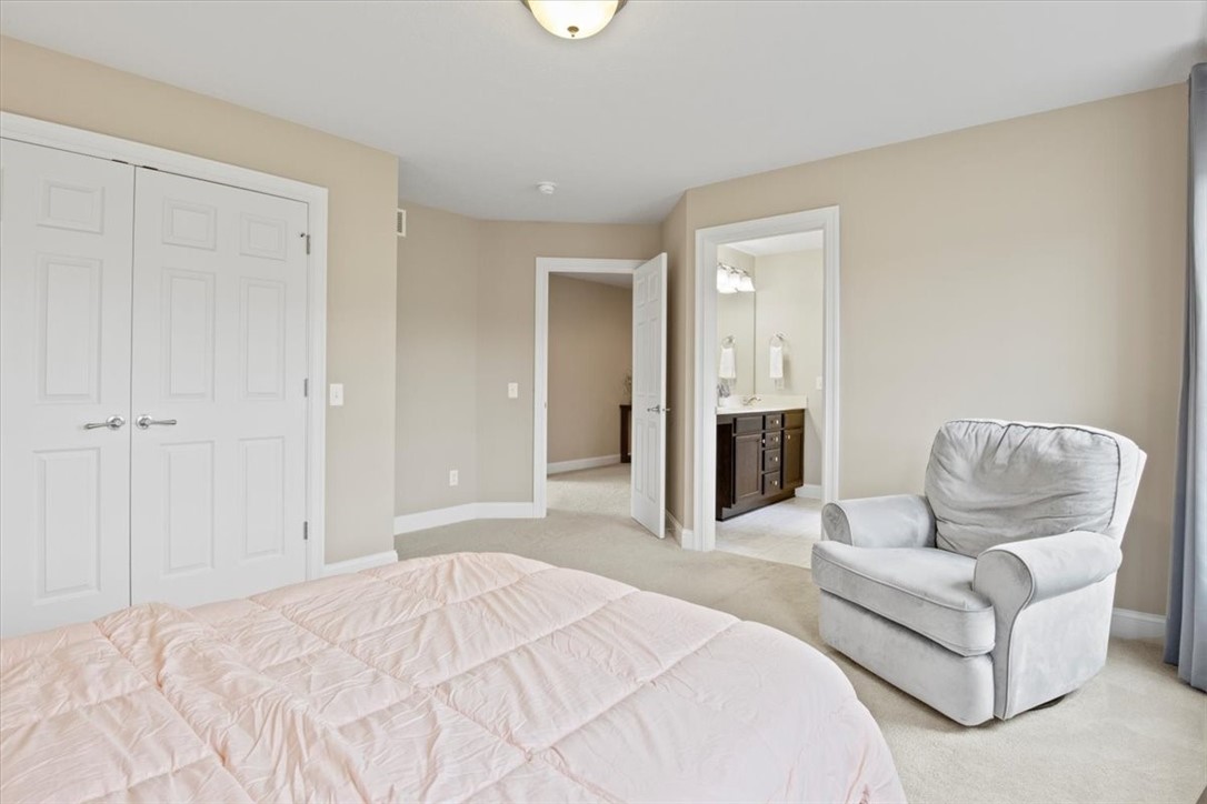 8 Escena Rise Pittsford, NY 14534 - Photo 26 of 43