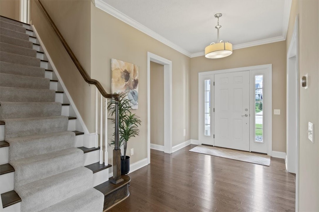 8 Escena Rise Pittsford, NY 14534 - Photo 4 of 43