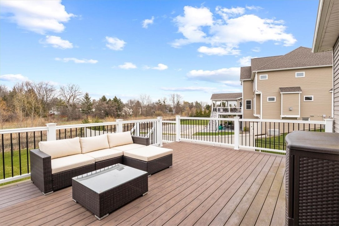 8 Escena Rise Pittsford, NY 14534 - Photo 41 of 43