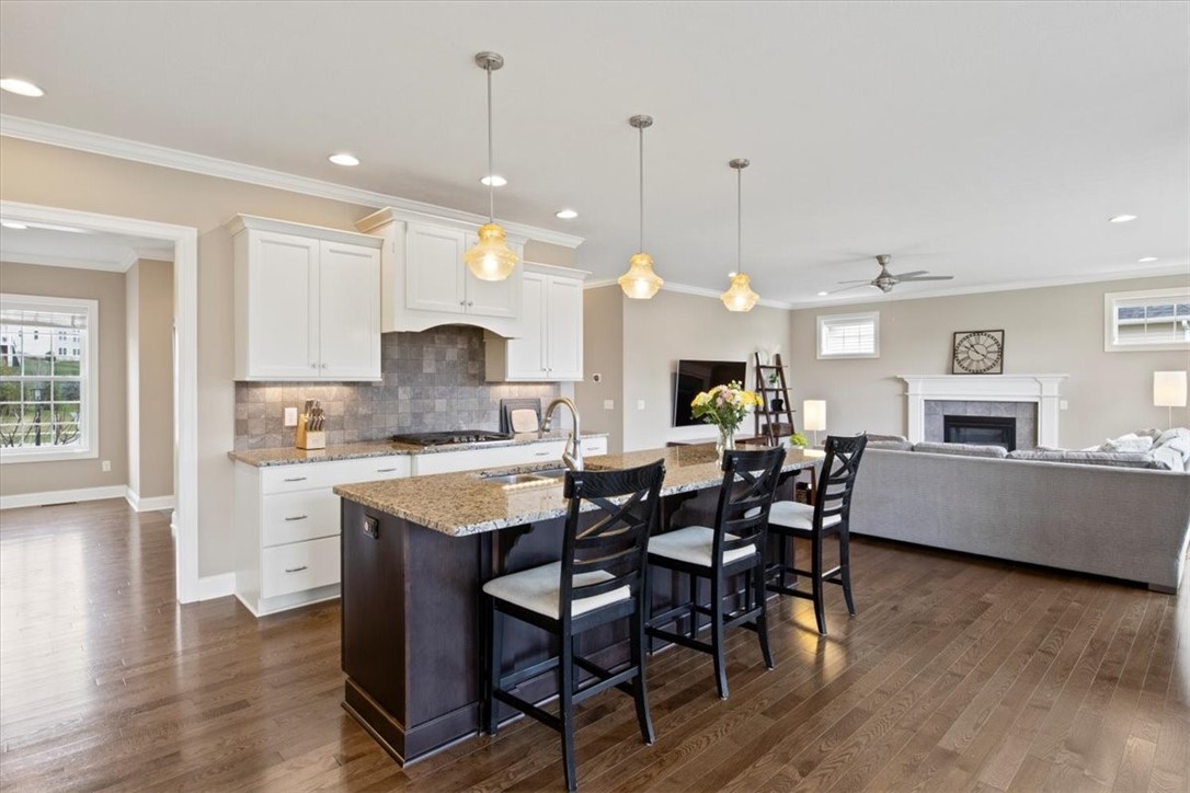 8 Escena Rise Pittsford, NY 14534 - Photo 10 of 43