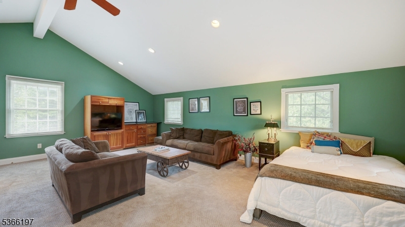 35 Woodledge Road Watchung, NJ 07069 - Photo 31 of 42