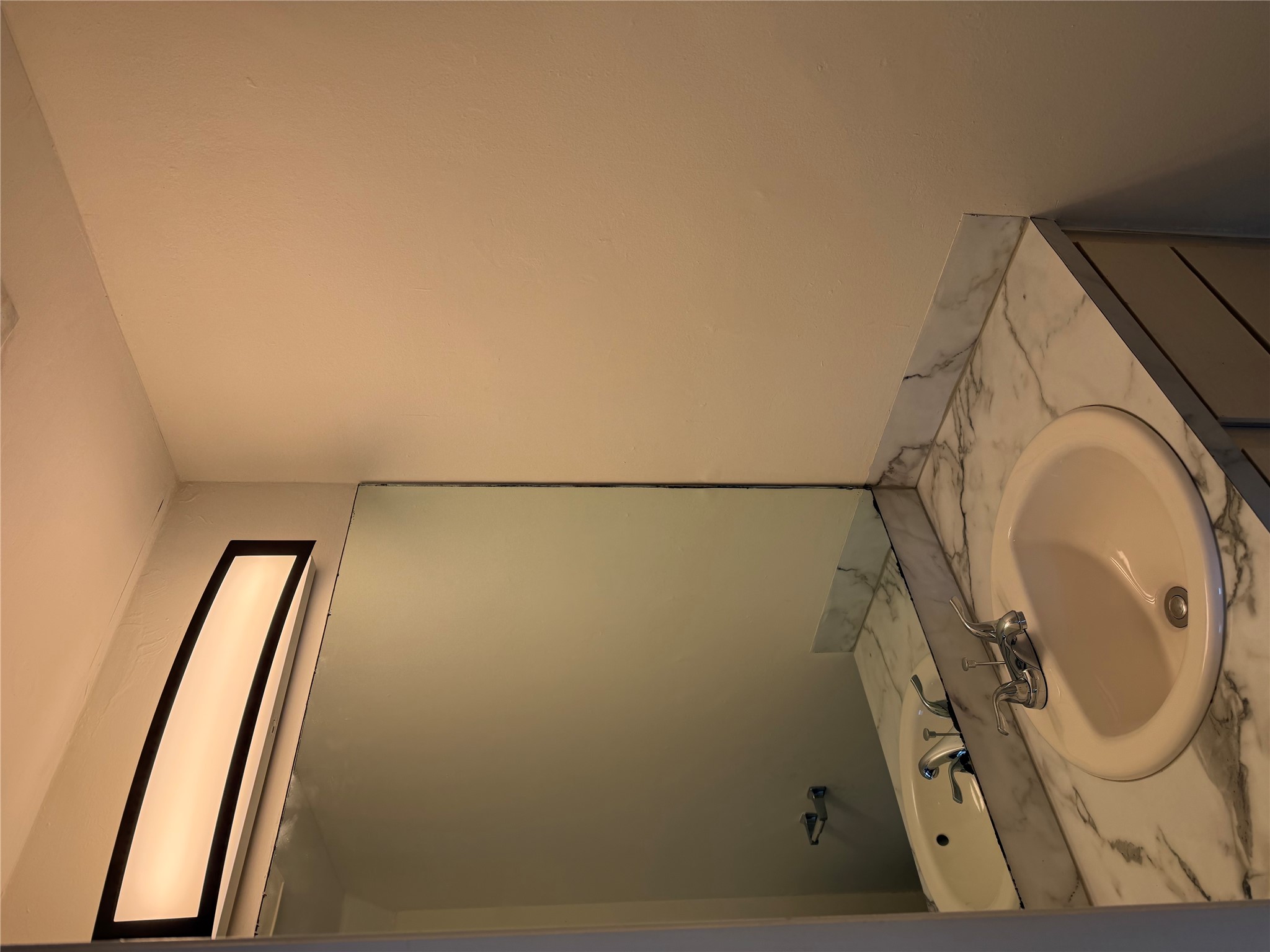 11807 Alpheus Avenue, Unit B Austin, TX 78759 - Photo 8 of 16 Bathroom with vanity