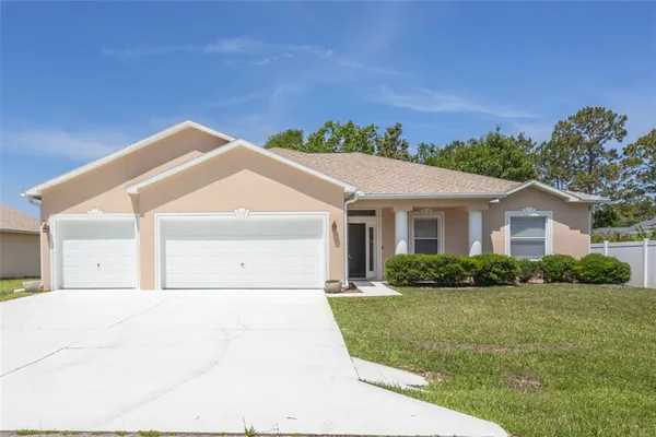 $379,900 | 4 White Hurst Lane, Palm Coast, FL 32164