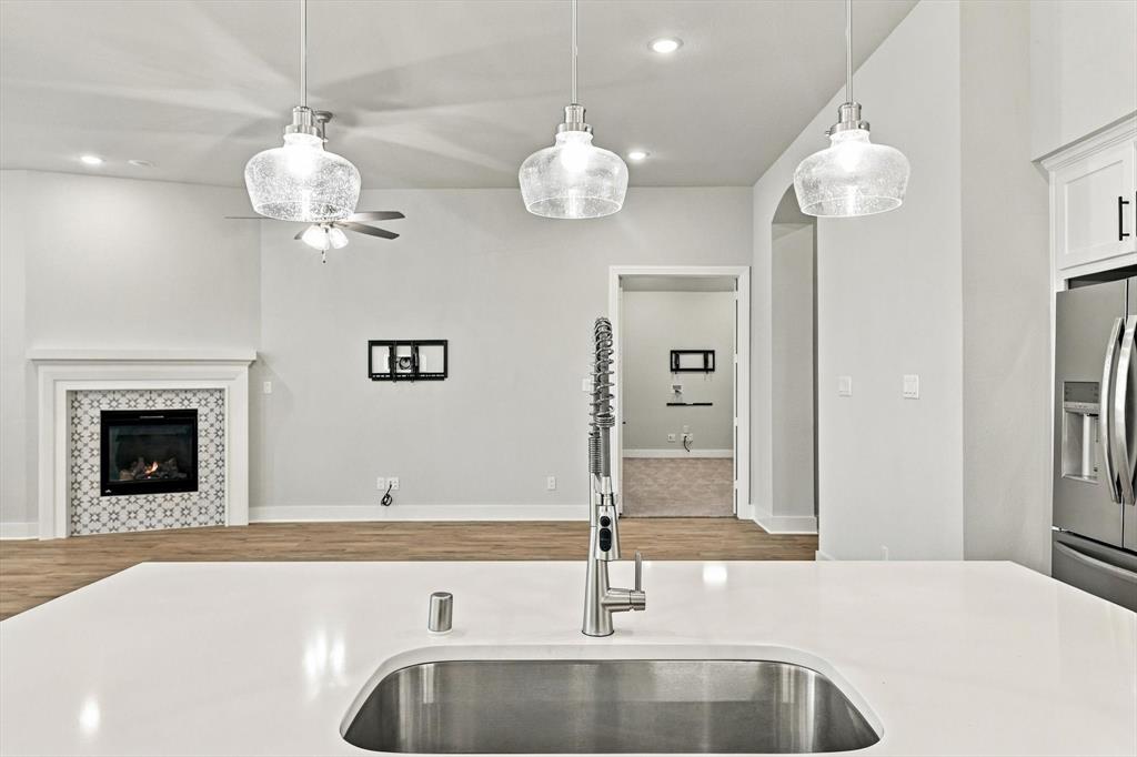 4230 Crown Run Road Midlothian, TX 76065 - Photo 11 of 40 Designer touches throughout
