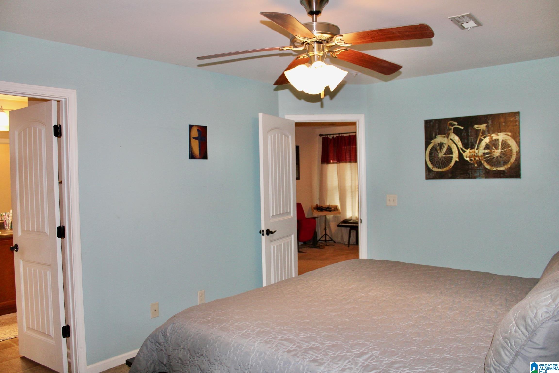 369 Reed Way Kimberly, AL 35091 - Photo 16 of 29 Gallery Image 16