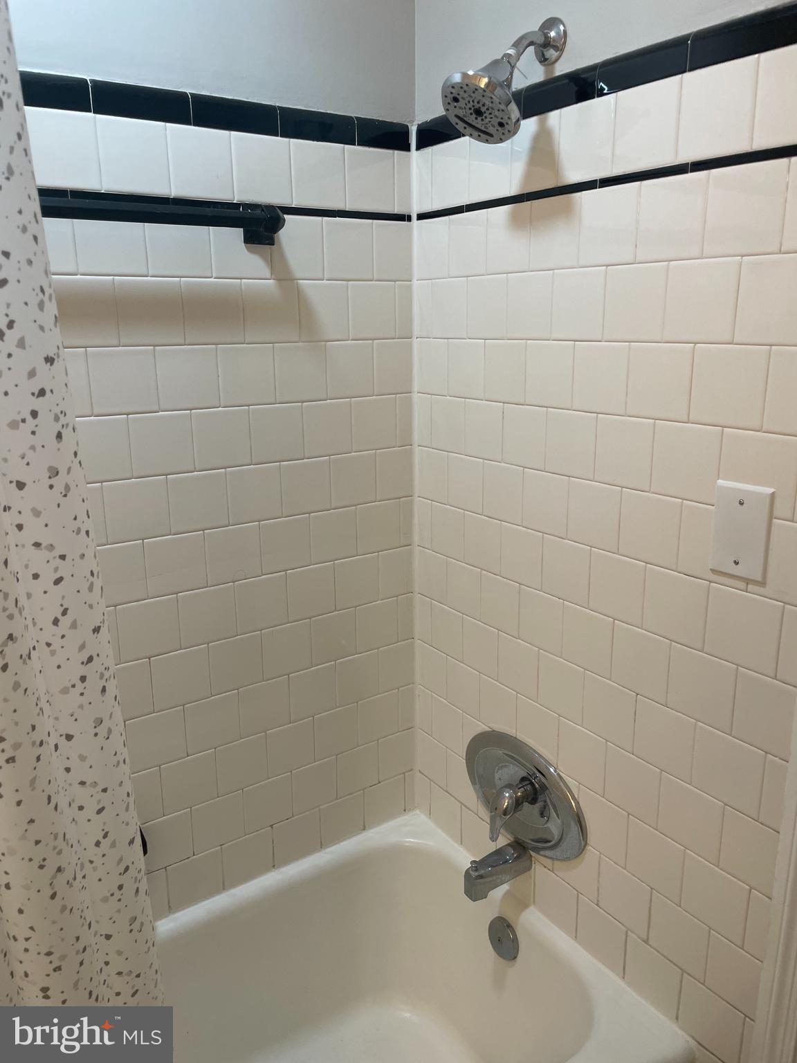 1607 Myamby Road Towson, MD 21286 - Photo 19 of 49 Ceramic Tile