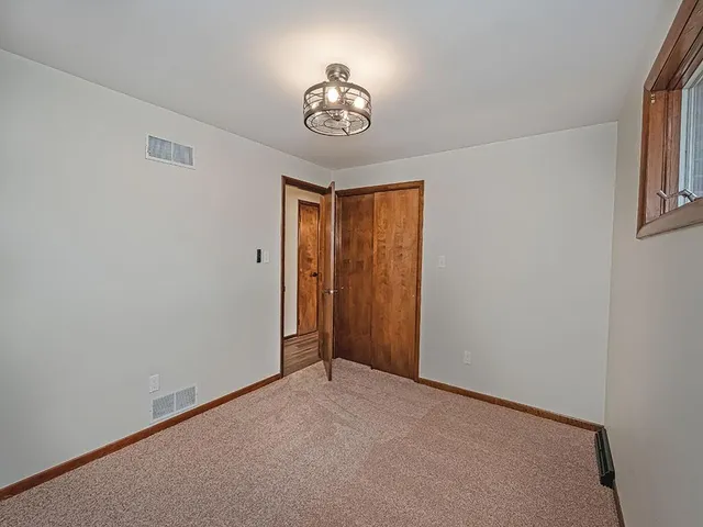 $215,000 | 405 5th Avenue, Hyde Park, PA 15641