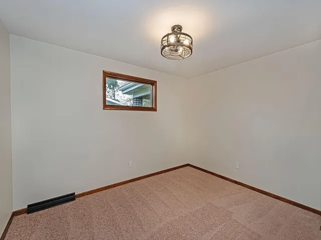 $215,000 | 405 5th Avenue, Hyde Park, PA 15641