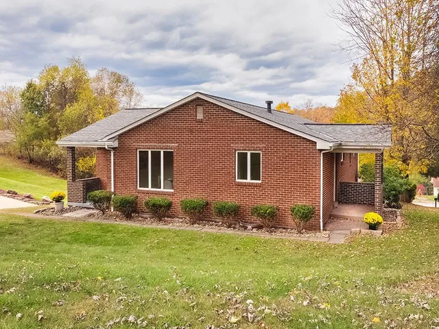 $215,000 | 405 5th Avenue, Hyde Park, PA 15641