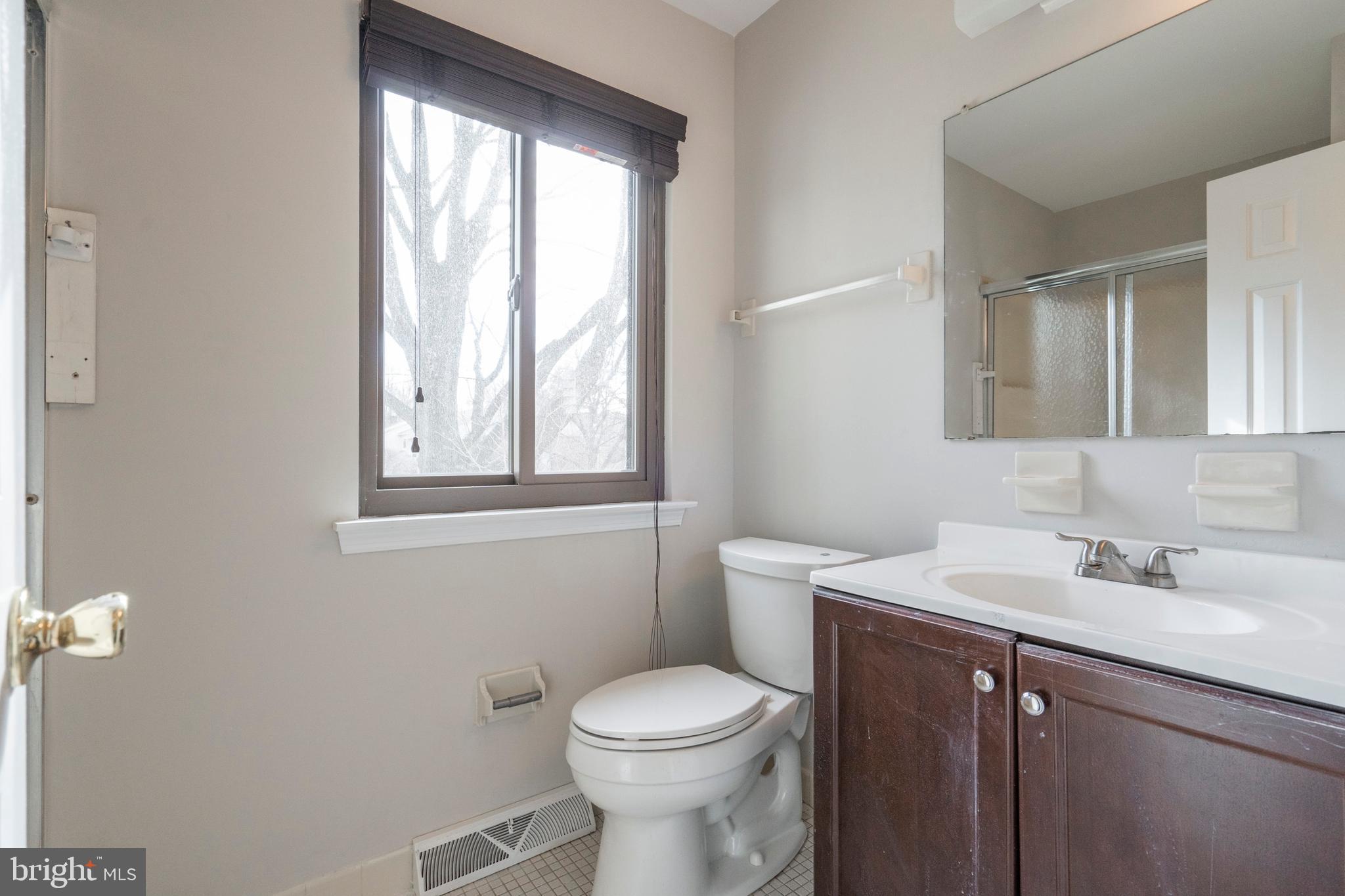 207 Chase Road Chesterbrook, PA 19087 - Photo 22 of 35