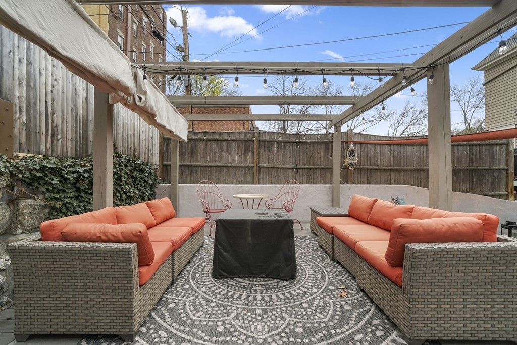 655 Washington Street, Unit 655 Brookline, MA 02446 - Photo 23 of 26 a outdoor living space with furniture