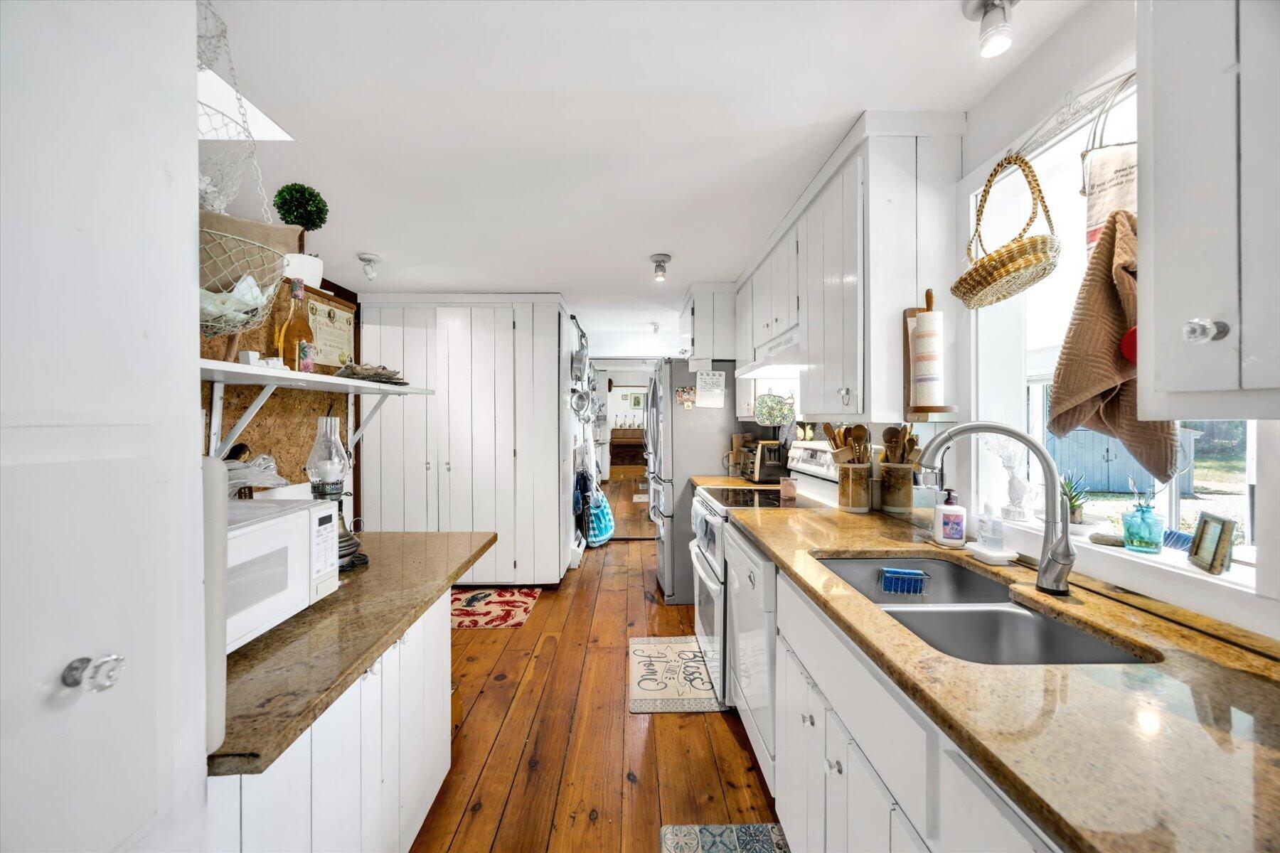 621 Locustfield Road East Falmouth, MA 02536 - Photo 14 of 46 30-889A7236