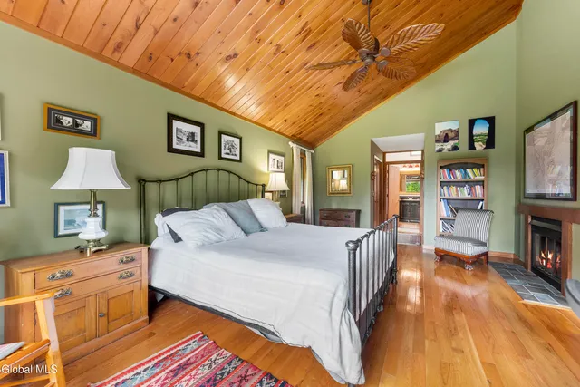 $874,900 | 23 Patrick Lane, Bolton, NY 12824