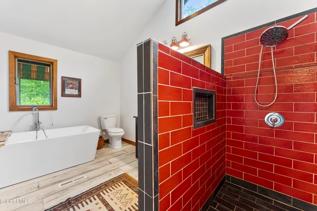 $874,900 | 23 Patrick Lane, Bolton, NY 12824