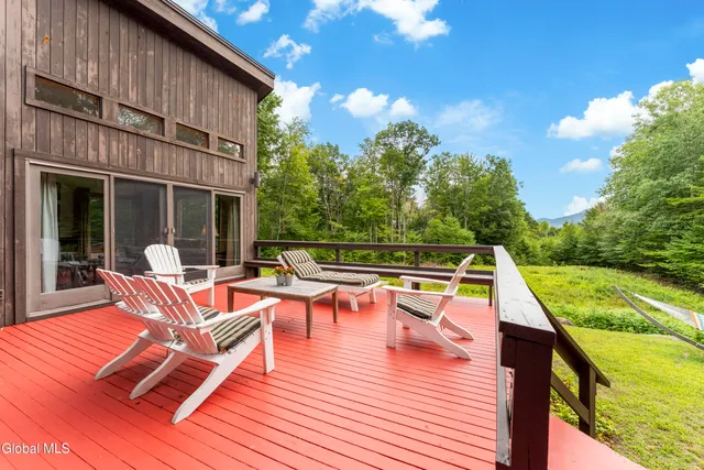 $874,900 | 23 Patrick Lane, Bolton, NY 12824