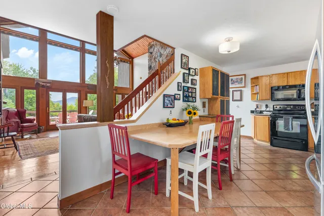 $874,900 | 23 Patrick Lane, Bolton, NY 12824