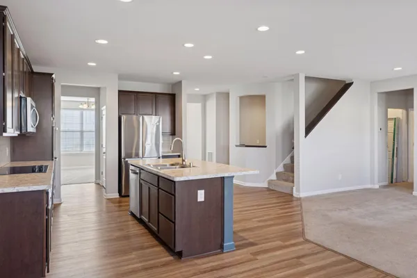 $585,000 | 11756 Upper 31st Street North, Lake Elmo, MN 55042