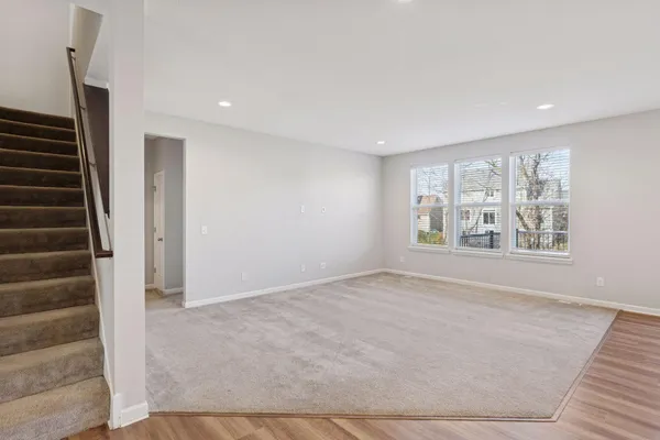 $585,000 | 11756 Upper 31st Street North, Lake Elmo, MN 55042