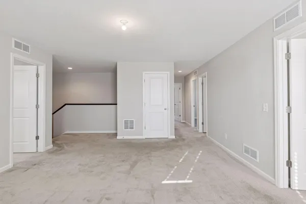 $585,000 | 11756 Upper 31st Street North, Lake Elmo, MN 55042