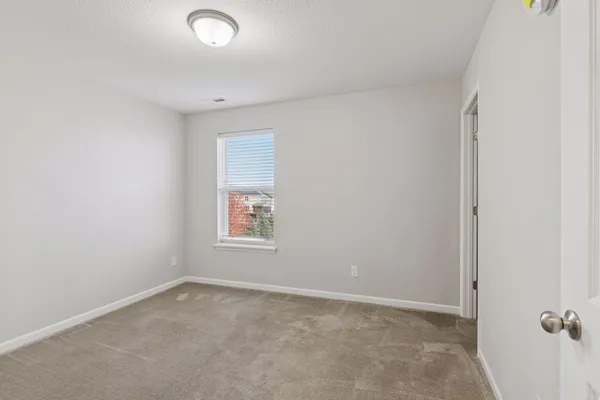 $585,000 | 11756 Upper 31st Street North, Lake Elmo, MN 55042