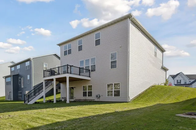 $585,000 | 11756 Upper 31st Street North, Lake Elmo, MN 55042