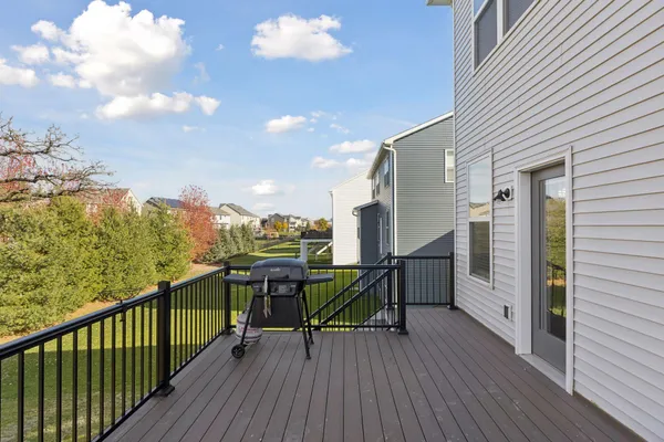 $585,000 | 11756 Upper 31st Street North, Lake Elmo, MN 55042