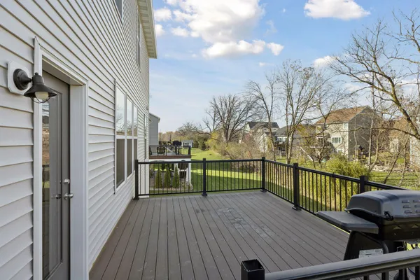 $585,000 | 11756 Upper 31st Street North, Lake Elmo, MN 55042