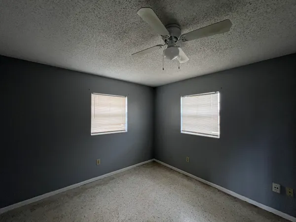 $1,400 | 2426 Seneca Avenue, Fort Pierce, FL 34946