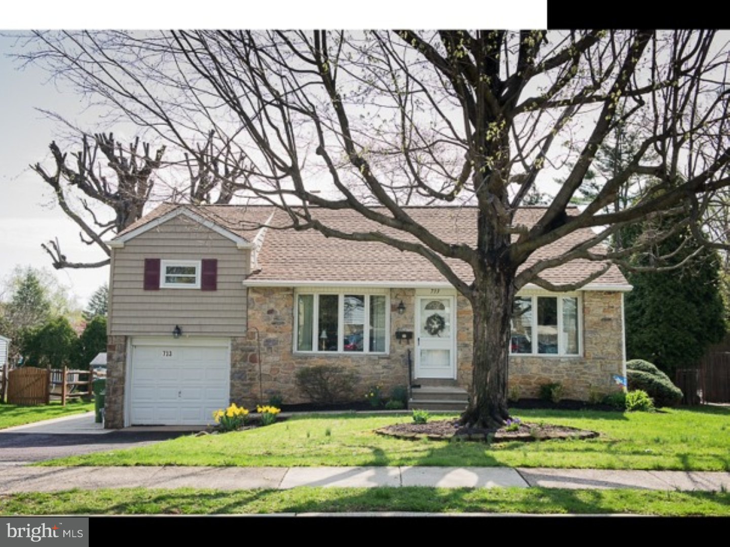 733 Chapel Road Glenside, PA 19038 - Photo 1 of 17 Exterior Front